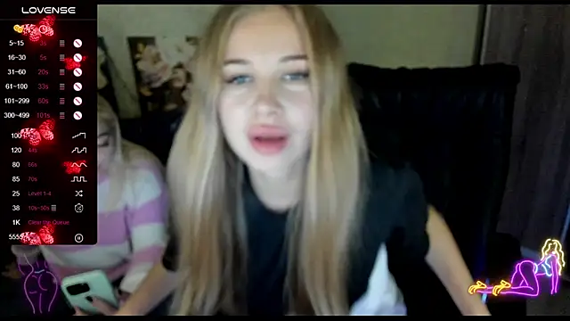 Snapshot of _NigoNika chatting on October 26, 10:21 pm NigoNika online show from October 26, 10:21 pm