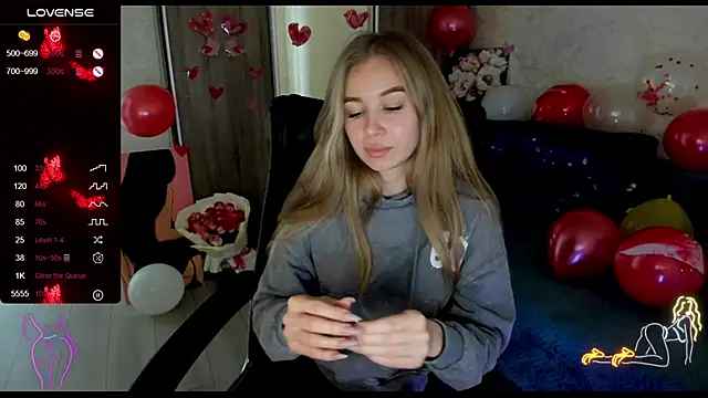 Snapshot of _NigoNika chatting on February 15, 10:55 am NigoNika online show from February 15, 10:55 am