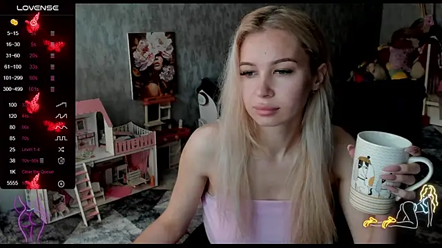  NigoNika online show from April 13, 7:23 am