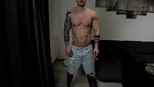 Richarddarell1 online show from March 1, 6:46 am