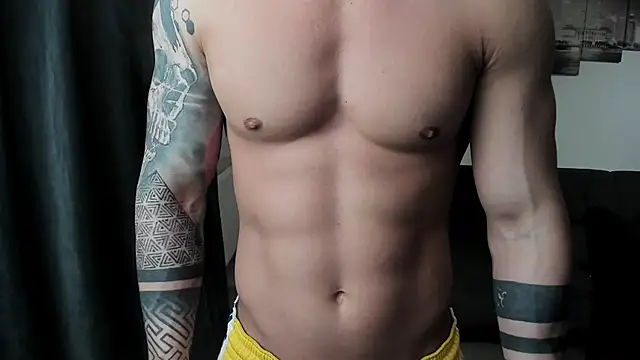 Richarddarell1 online show from April 2, 5:47 am