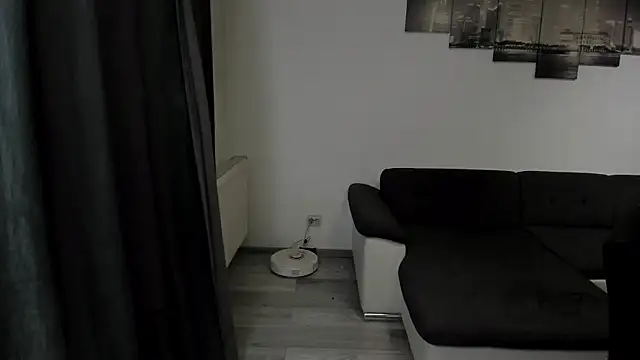 Richarddarell1 online show from April 14, 5:56 am