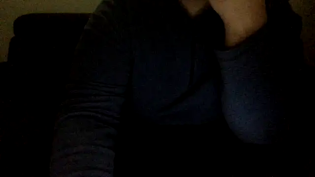 Snapshot of Gladiator_3 chatting on December 22, 2:27 pm Gladiator 3 online show from December 22, 2:27 pm