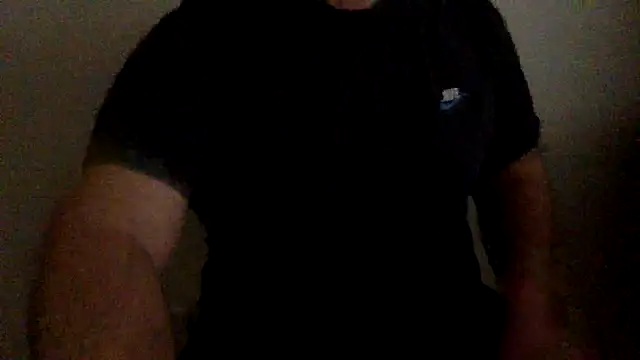 Snapshot of Gladiator_3 chatting on March 15, 10:44 am Gladiator 3 online show from March 15, 10:44 am