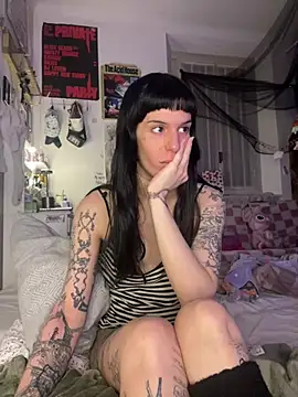 giuli zerozero online show from January 12, 4:25 pm