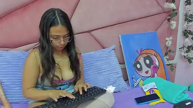 Snapshot of ValerySweety chatting on November 4, 3:32 am ValerySweety online show from November 4, 3:32 am