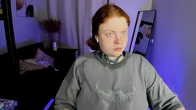 Cassie xKiss online show from March 22, 8:43 pm