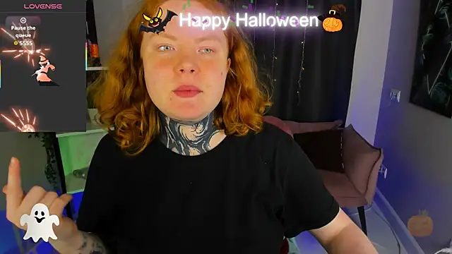 Snapshot of Cassie_xKiss chatting on November 4, 8:45 pm Cassie xKiss online show from November 4, 8:45 pm