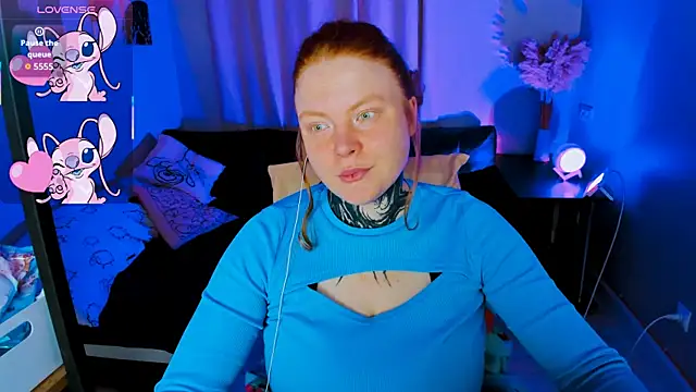 Snapshot of Cassie_xKiss chatting on December 3, 8:52 pm Cassie xKiss online show from December 3, 8:52 pm