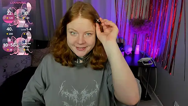 Cassie xKiss online show from February 17, 8:50 pm