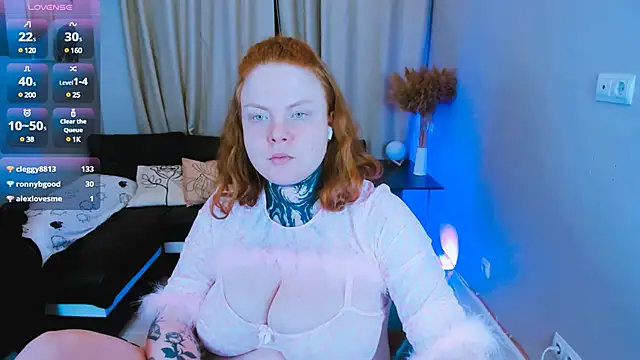 Snapshot of Cassie_xKiss chatting on March 18, 11:42 pm Cassie xKiss online show from March 18, 11:42 pm