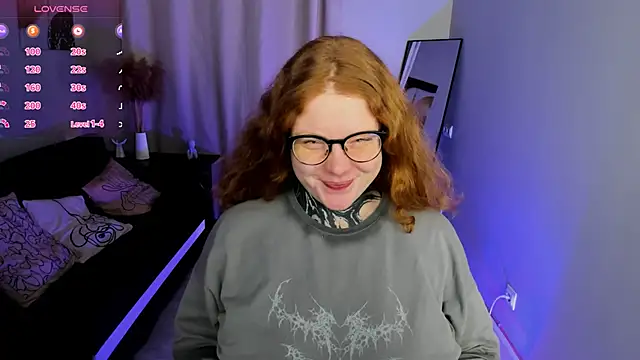 Cassie xKiss online show from March 15, 9:00 pm