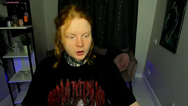 Snapshot of Cassie_xKiss chatting on November 15, 8:46 pm Cassie xKiss online show from November 15, 8:46 pm