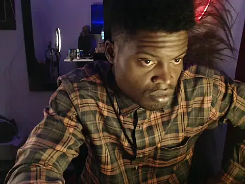 elnigga21 online show from April 17, 2:31 pm