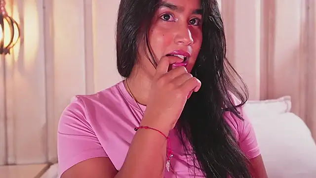 Snapshot of bonniekim_ chatting on November 30, 11:05 pm bonniekim online show from November 30, 11:05 pm