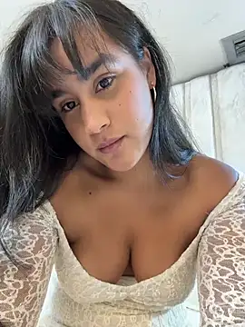 Snapshot of bonniekim_ chatting on November 12, 8:56 pm bonniekim online show from November 12, 8:56 pm