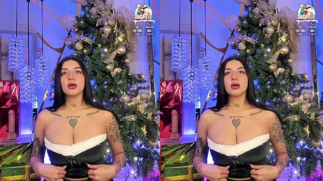 Snapshot of Leiaa_ chatting on December 24, 8:00 am Leiaa online show from December 24, 8:00 am