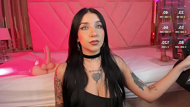 Leiaa  online show from November 15, 5:33 am