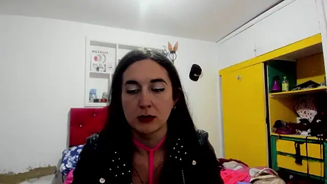 Sweet-Suck69 online show from April 17, 7:11 am