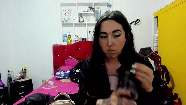 Sweet-Suck69 online show from May 8, 2:15 am