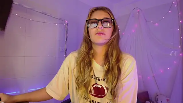 Giia paiige18 online show from November 5, 10:35 pm