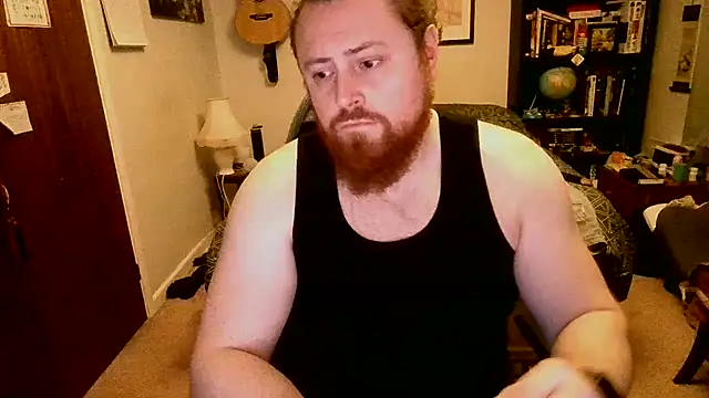 Hairy Guy30 online show from March 5, 8:38 pm