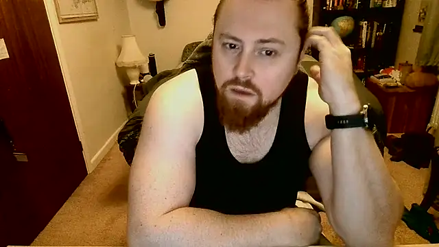 Snapshot of Hairy_Guy30 chatting on February 26, 6:15 pm Hairy Guy30 online show from February 26, 6:15 pm