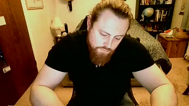 Snapshot of Hairy_Guy30 chatting on January 29, 12:12 am Hairy Guy30 online show from January 29, 12:12 am
