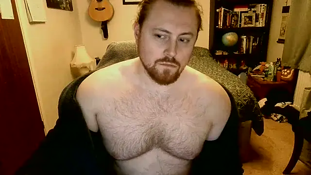 Snapshot of Hairy_Guy30 chatting on March 20, 1:35 am Hairy Guy30 online show from March 20, 1:35 am