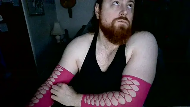 Snapshot of Hairy_Guy30 chatting on February 6, 5:19 pm Hairy Guy30 online show from February 6, 5:19 pm