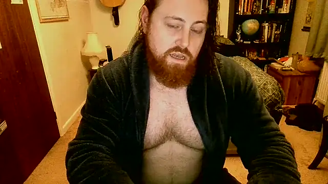 Snapshot of Hairy_Guy30 chatting on February 7, 12:42 am Hairy Guy30 online show from February 7, 12:42 am