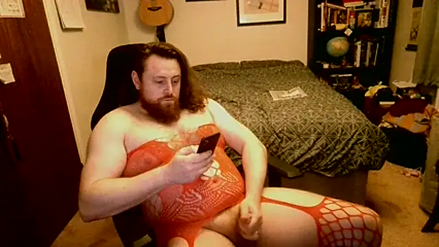 Hairy Guy30 online show from March 17, 7:28 pm