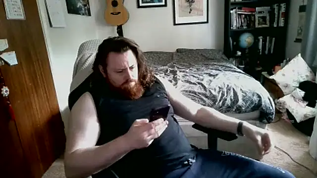 Hairy Guy30 online show from May 17, 6:30 pm