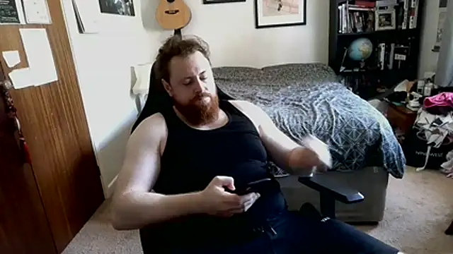 Hairy Guy30 online show from June 26, 2:56 pm