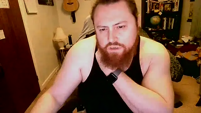 Hairy Guy30 online show from March 27, 1:36 am