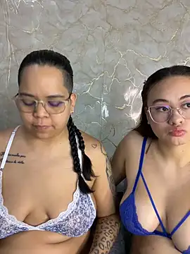 Snapshot of naughtylesbians__ chatting on June 7, 1:44 am naughtylesbians online show from June 7, 1:44 am