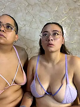 naughtylesbians   online show from April 8, 1:40 am