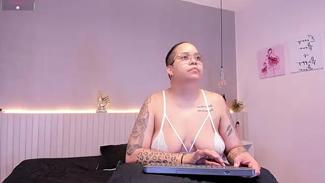 naughtylesbians   online show from February 13, 3:06 am