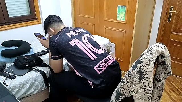 Jackyrose online show from February 18, 3:31 pm