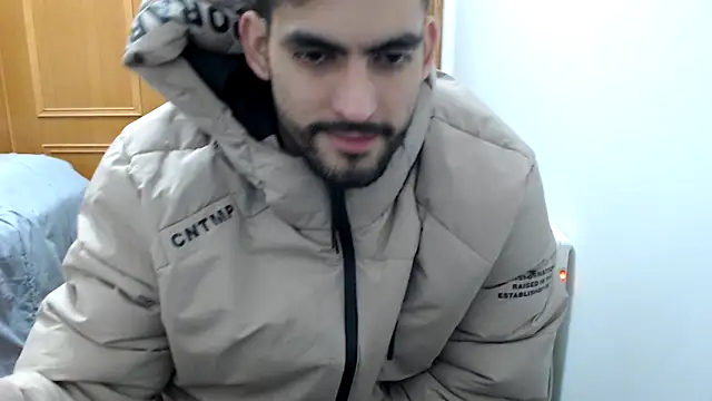 Jackyrose online show from January 19, 9:11 am