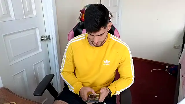 Jackyrose online show from December 20, 9:17 pm