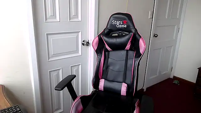 Jackyrose online show from October 6, 6:08 pm