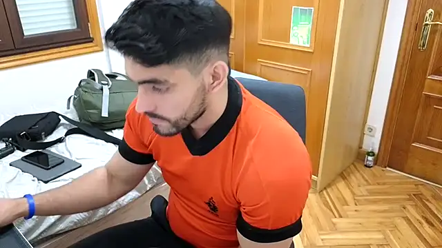 Jackyrose online show from February 19, 2:33 pm