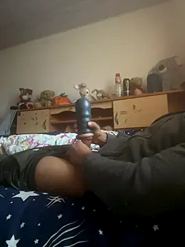 Snapshot of emea4 chatting on January 7, 11:59 am emea4 online show from January 7, 11:59 am