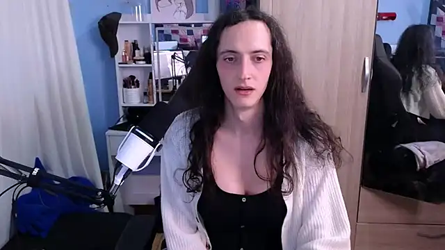 Snapshot of MemiKouki chatting on January 24, 9:04 pm MemiKouki online show from January 24, 9:04 pm