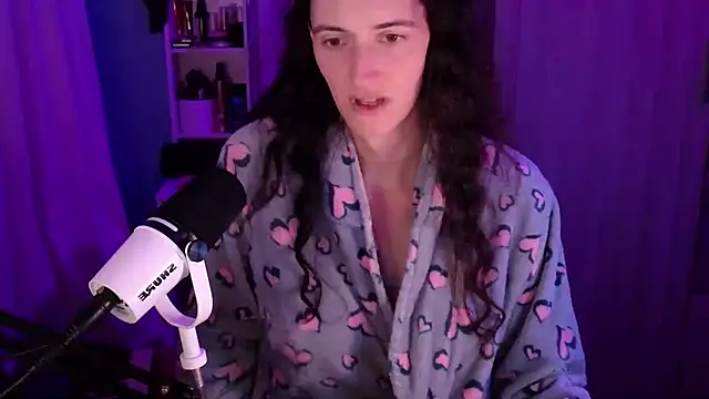 MemiKouki online show from November 30, 5:25 pm