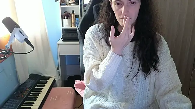 MemiKouki online show from March 12, 4:33 pm