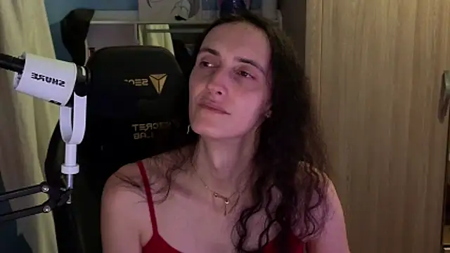 MemiKouki online show from February 17, 5:10 pm