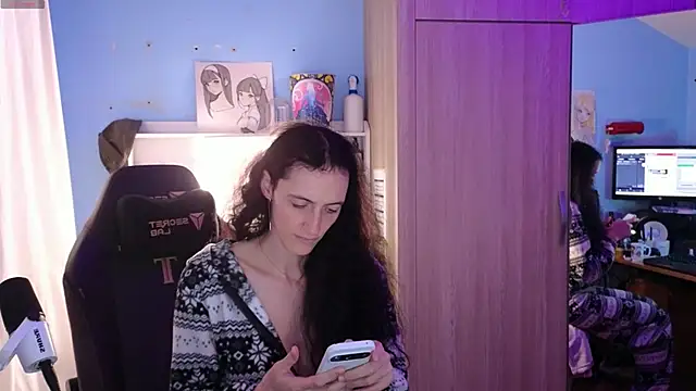 MemiKouki online show from March 31, 3:47 pm