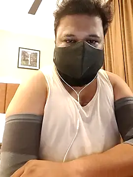 Hunk-Hand6 online show from November 11, 12:00 pm